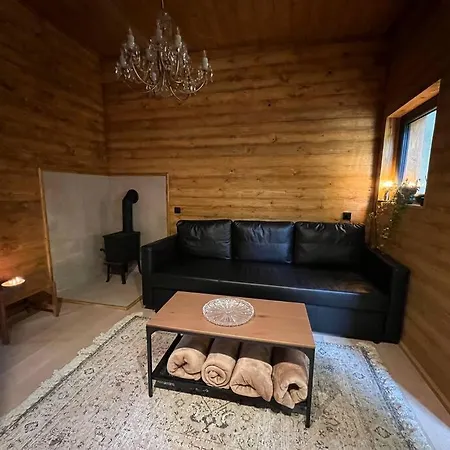 Apartman Panelka Se Soukromou Saunou Luleč